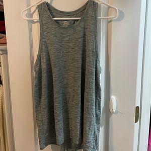 Gap fit work out tank top